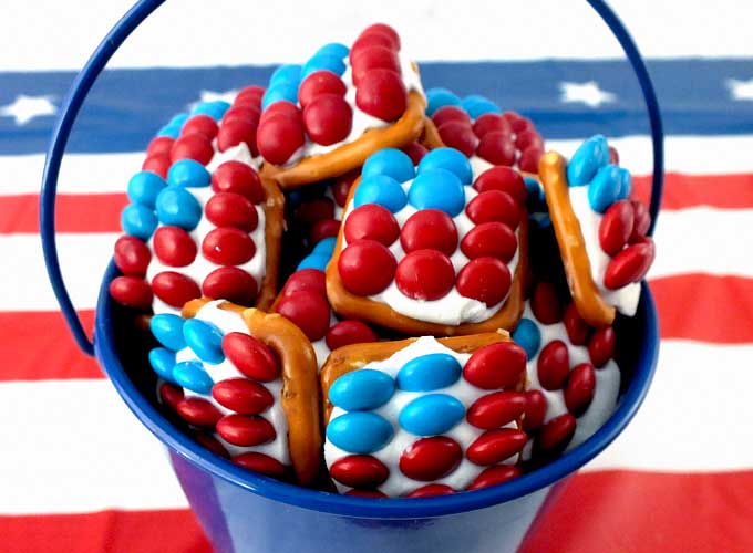 Patriotic Pretzel Bites