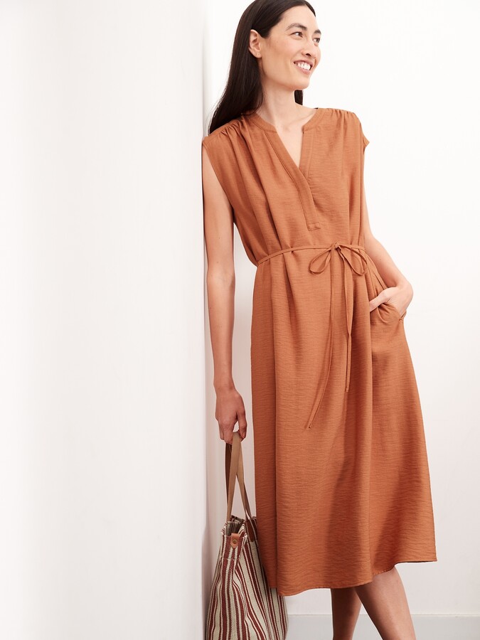 Crepe Midi Dress Banana Republic